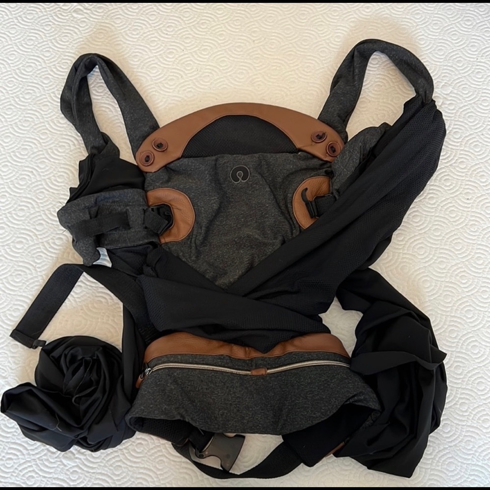 RARE ✨ Like New Boppy Carrier Hybrid